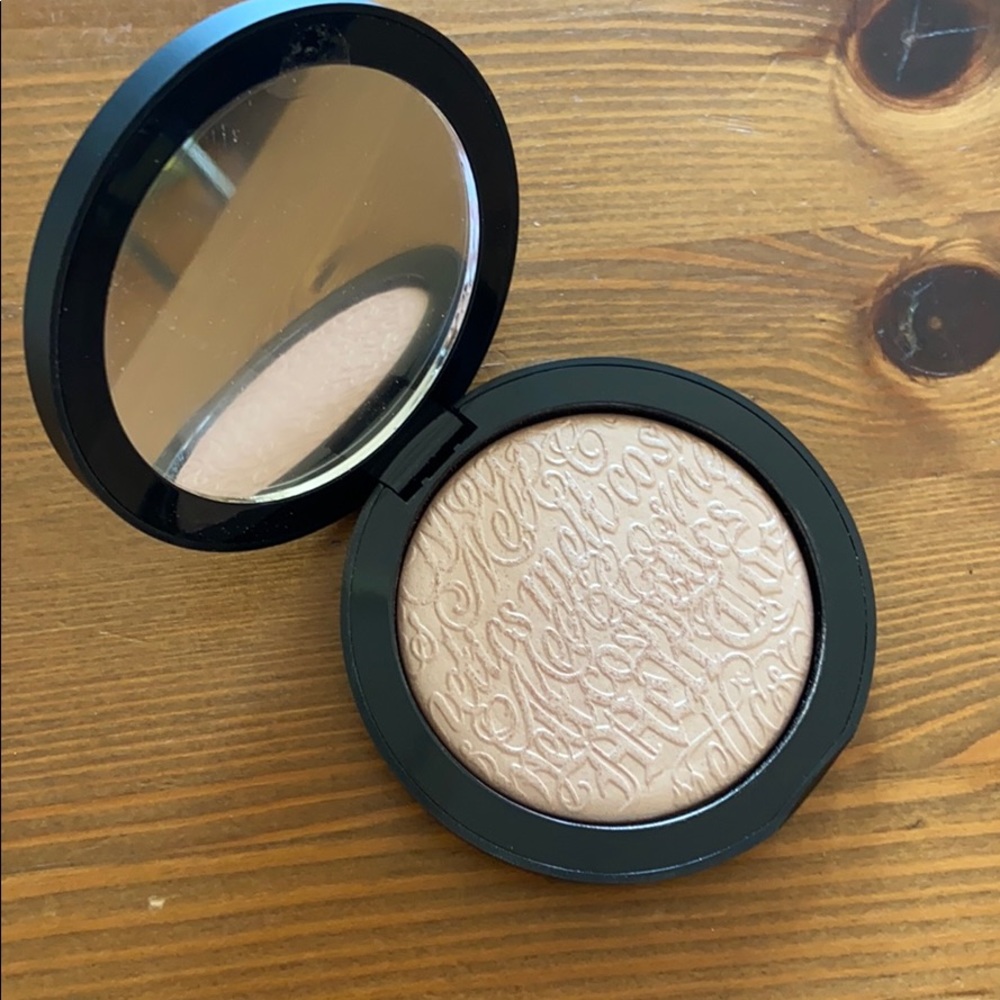 Melt Cosmetics Stargazer Highlighter